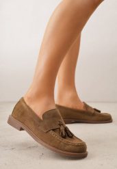 Ciemnobeżowe Mokasyny VICES z Wkładką ze Skóry Naturalnej Ozdobione Chwostami Maritune. Brązowe mokasyny damskie Renee, ze skóry, bez obcasa. Za 89.99 zł.