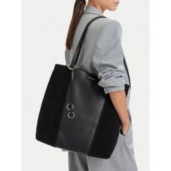 Torebka GINO ROSSI. Czarne shopper bag Gino Rossi, bez dodatków. Za 629.99 zł.