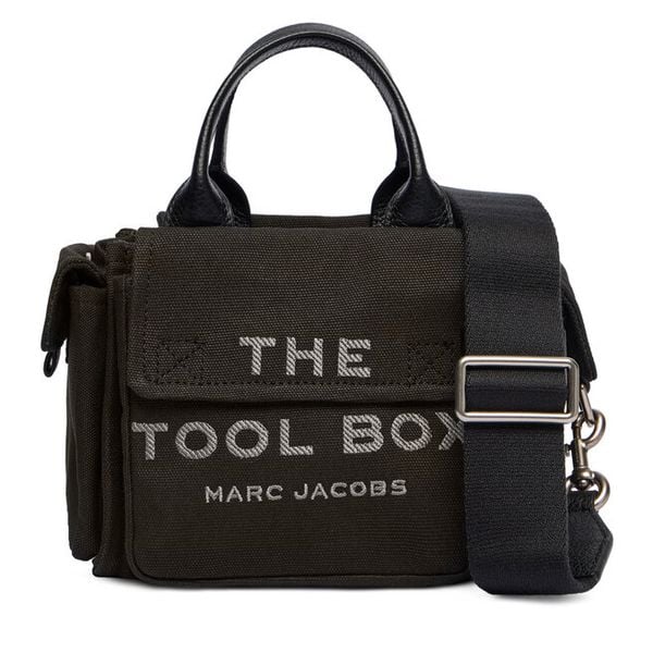 Torebka Marc Jacobs. Czarne torebki klasyczne damskie Marc Jacobs, bez dodatków. Za 939.99 zł.
