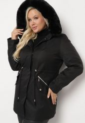 Czarna Kurtka Parka ze Ściągaczem w Talii i z Kapturem z Odpinanym Futerkiem Savalinde. Czarne kurtki damskie Born2be, l, bez wzorów, z futra, z kapturem. Za 279.99 zł.