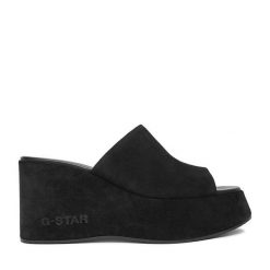 Klapki G-Star. Czarne klapki damskie G-Star, bez wzorów, bez obcasa, bez zapięcia. Za 263.99 zł.