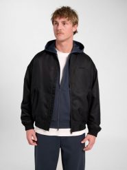 Kurtka z dresu Hummel. Czarne kurtki damskie Hummel, l, bez wzorów, z dresówki, bez kaptura. Za 372.00 zł.