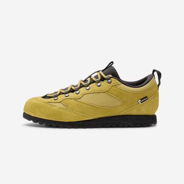 Sneakersy Graveler Low Lifetech waterproof. Czarne obuwie sportowe damskie Decathlon, z kauczuku, bez zapięcia, trekkingowe. Za 429.99 zł.