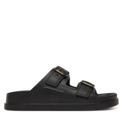 Klapki Blauer. Czarne klapki damskie Blauer, bez wzorów, bez obcasa, bez zapięcia. Za 199.99 zł.