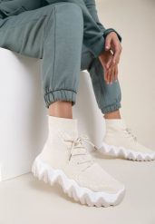 Jasnobeżowe Sneakersy Aeztyse. Brązowe obuwie sportowe damskie Renee, bez zapięcia. Za 89.99 zł.