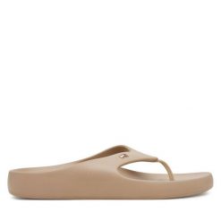 Japonki Tommy Hilfiger. Brązowe klapki damskie Tommy Hilfiger, bez wzorów, bez obcasa, bez zapięcia. Za 109.99 zł.