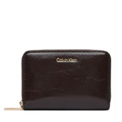 Portfel Calvin Klein. Brązowe portfele damskie Calvin Klein, bez wzorów. Za 249.99 zł.