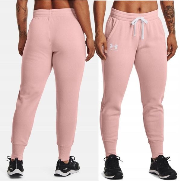 Spodnie dresowe dla kobiet Under Armour Rival Fleece Jogger. Czerwone spodnie sportowe damskie Under Armour, l, bez wzorów, z dresówki. Za 249.99 zł.