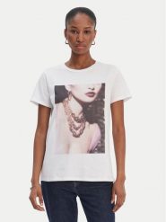 Guess T-Shirt W6RI57 K9RM1 Biały Classic Fit. Białe t-shirty damskie Guess, m, z aplikacjami, z bawełny, bez kołnierzyka. Za 149.99 zł.