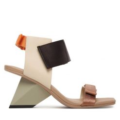 Sandały United Nude. Brązowe sandały damskie United Nude, bez wzorów, bez obcasa, na koturnie, bez zapięcia. Za 1,399.00 zł.