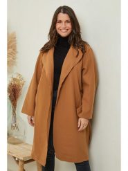 Curvy Lady Płaszcz przejściowy w kolorze karmelowym rozmiar: 44/46. Brązowe płaszcze damskie Curvy Lady, bez wzorów, bez kaptura. Za 140.53 zł.