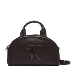 Torebka Calvin Klein. Czerwone torebki klasyczne damskie Calvin Klein, bez dodatków. Za 409.99 zł.