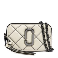 Torebka Marc Jacobs. Białe torebki wieczorowe damskie Marc Jacobs, bez wzorów, bez dodatków. Za 1,399.00 zł.