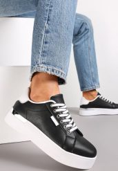 Czarne Sneakersy na Ozdobnej Podeszwie z Cholewką przed Kostkę Zanota. Czarne obuwie sportowe damskie Renee, przed kostkę, bez zapięcia. Za 89.99 zł.