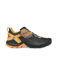 Buty trekkingowe Garmont 9.81 Onyx GTX. Szare obuwie trekkingowe damskie Garmont, z gore-texu, bez zapięcia. Za 812.50 zł.