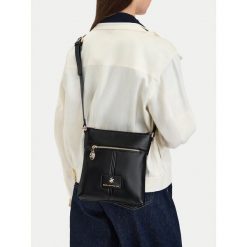 Torebka Beverly Hills Polo Club. Czarne listonoszki damskie Beverly Hills Polo Club, bez wzorów, bez dodatków. Za 179.99 zł.