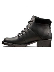 Clarks Skórzane botki "Orinoco Demi" w kolorze czarnym rozmiar: 36. Czarne botki damskie Clarks, bez obcasa, bez zapięcia. Za 153.71 zł.