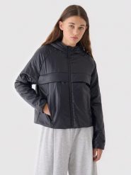 4F Kurtka puchowa w kolorze czarnym rozmiar: S. Czarne kurtki damskie 4F, s, bez wzorów, z materiału, bez kaptura. Za 140.20 zł.