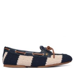 Mokasyny Tommy Hilfiger. Niebieskie mokasyny damskie Tommy Hilfiger, bez obcasa. Za 569.99 zł.