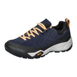Buty podejściowe damskie CMP Mintaka WP. Czarne obuwie trekkingowe damskie CMP, z materiału, bez zapięcia. Za 339.00 zł.