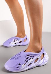 Fioletowe Gumowe Sneakersy Zdobione Efektem Ombre i Wycięciami Lisna. Fioletowe obuwie sportowe damskie Renee, z gumy, bez zapięcia. Za 59.99 zł.