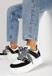 Biało-Czarne Sneakersy na Grubej Podeszwie z Przeszyciami i Zdobionymi Sznurówkami Nalveri. Białe obuwie sportowe damskie Born2be, bez zapięcia. Za 99.99 zł.