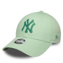 Czapka z daszkiem New Era. Zielone czapki z daszkiem damskie New Era, bez wzorów. Za 99.99 zł.