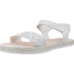 Sandały PABLOSKY 449800P Biały. Białe sandały damskie Pablosky, bez wzorów, ze skóry, bez obcasa, bez zapięcia. Za 288.99 zł.