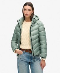 Kurtka pikowana z kapturem Fuji od SUPERDRY. Brązowe kurtki damskie Superdry, s, bez wzorów, z kapturem. Za 446.05 zł.