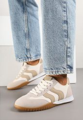 Beżowe Sneakersy Kultowe Tenisówki Zdobione Przeszyciami Welluria. Brązowe obuwie sportowe damskie Renee, z aplikacjami, z jeansu, bez zapięcia. Za 79.99 zł.
