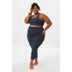 Damskie legginsy Girlfriend Collective Compressive High-Rise. Niebieskie legginsy damskie GIRLFRIEND COLLECTIVE, bez wzorów. Za 389.50 zł.