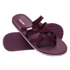 Klapki Hi-Tec Pima 92800598246 czerwone. Czerwone klapki damskie bez wzorów, z materiału, bez obcasa, bez zapięcia. Za 125.02 zł.