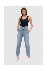 PINKO Niebieskie jeansy damskie z wysokim stanem. Niebieskie jeansy damskie Pinko, z podwyższonym stanem. W wyprzedaży za 599.99 zł.