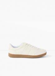 Sneakersy w stylu retro. Białe obuwie sportowe treningowe bonprix. Za 109.99 zł.