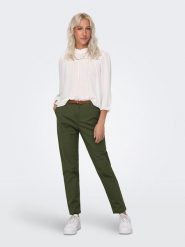 JDY Spodnie chino w kolorze zielonym rozmiar: XL/L32. Zielone spodnie materiałowe damskie JDY, bez wzorów, ze skóry. Za 96.60 zł.