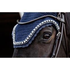 Czapka dla konia Kentucky Wellington big stone & pearl. Niebieskie czapki damskie KENTUCKY HORSEWEAR, bez wzorów. Za 464.00 zł.