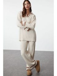Trendyol 2-częściowy zestaw w kolorze kremowo-jasnobrązowym rozmiar: M. Brązowe swetry klasyczne damskie Trendyol, m, bez kołnierzyka. Za 126.75 zł.