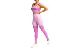 Leginsy fitness damskie Leggins Stripes. Fioletowe legginsy sportowe damskie Gym Hero, s, bez wzorów, z elastanu, na fitness i siłownię. Za 109.99 zł.