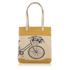 Modna shopperka PAOLO PERUZZI E-12-MC musztardowa. Brązowe shopper bag PAOLO PERUZZI, z bawełny, na ramię, z nadrukiem, bez dodatków. Za 89.99 zł.