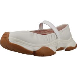 Sandały CAMPER GOBI HOUSTON KARST 2 Biały. Białe sandały damskie Camper, bez wzorów, ze skóry, bez obcasa, bez zapięcia. Za 774.60 zł.