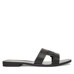 Klapki KARL LAGERFELD. Czarne klapki damskie KARL LAGERFELD, bez wzorów, bez obcasa, bez zapięcia. Za 439.99 zł.