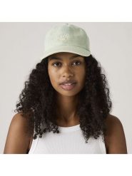 Levi's Czapka w kolorze miętowym rozmiar: onesize. Zielone czapki z daszkiem damskie Levi's, bez wzorów, z bawełny. Za 110.81 zł.