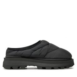 Śniegowce Steve Madden. Czarne śniegowce damskie Steve Madden. Za 469.99 zł.