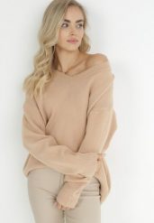 Jasnobeżowy Sweter z Wiskozy Oversize Yorate. Brązowe swetry klasyczne damskie Born2be, uniwersalny, z bawełny, bez kołnierzyka. Za 139.99 zł.