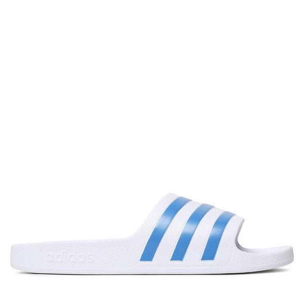 Klapki adidas. Białe klapki damskie Adidas, bez wzorów, bez obcasa, bez zapięcia. Za 79.99 zł.