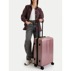 Walizka średnia Reebok. Czerwone walizki Reebok, bez wzorów, średnie. Za 319.99 zł.
