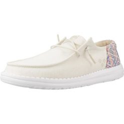 HEYDUDE Damskie Mokasyny Wendy Funk Surf Baja. Białe mokasyny damskie Hey dude, z materiału, bez obcasa. Za 219.00 zł.