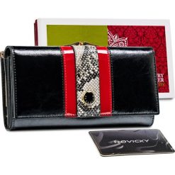 Portfel skórzany Peterson czarny croco PTN ST-721. Czarne portfele damskie Peterson, bez wzorów, ze skóry. Za 129.99 zł.