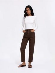 Jeansy mom fit slim - dark grey jeans. Szare jeansy damskie Reserved. Za 129.99 zł.