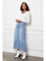 L'armoire de Suzette Sweter w kolorze białym rozmiar: 34/36. Białe swetry klasyczne damskie L'armoire de Suzette, l, z kaszmiru, bez kołnierzyka. Za 100.99 zł.